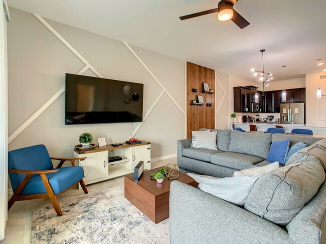 9338 Sommerset Hills Dr in Kissimmee, FL - Building Photo - Building Photo