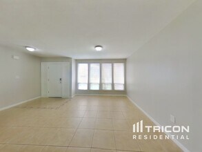 217 S Shadow Bay Dr in Orlando, FL - Building Photo - Building Photo