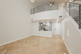 2220 Village Walk Dr in Henderson, NV - Building Photo - Building Photo