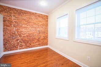 2506 S Broad St in Philadelphia, PA - Building Photo - Building Photo