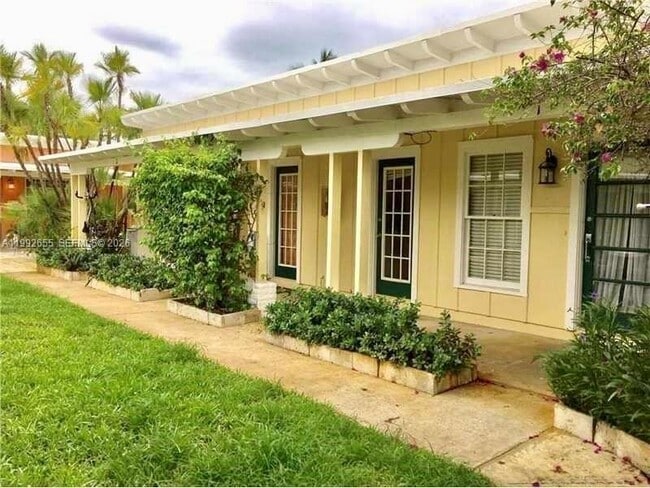 property at 809 NE 17th Ave