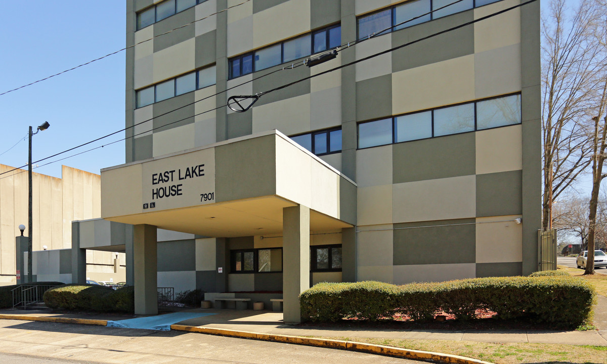 East Lake House Apartments in Birmingham, AL - Building Photo