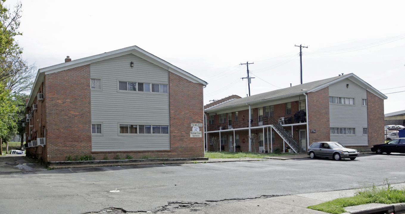 Melrose Court Apartments in Memphis, TN - Foto de edificio