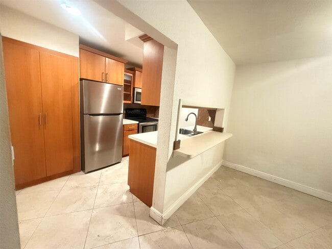 property at 5646 Blueberry Ct