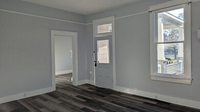 109 Ben Hill St-Unit -Apt 2 in Lagrange, GA - Building Photo - Building Photo
