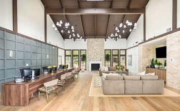 MAA Providence Main in Huntsville, AL - Building Photo - Building Photo