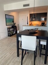 1755 E Hallandale Beach Blvd in Hallandale Beach, FL - Building Photo - Building Photo