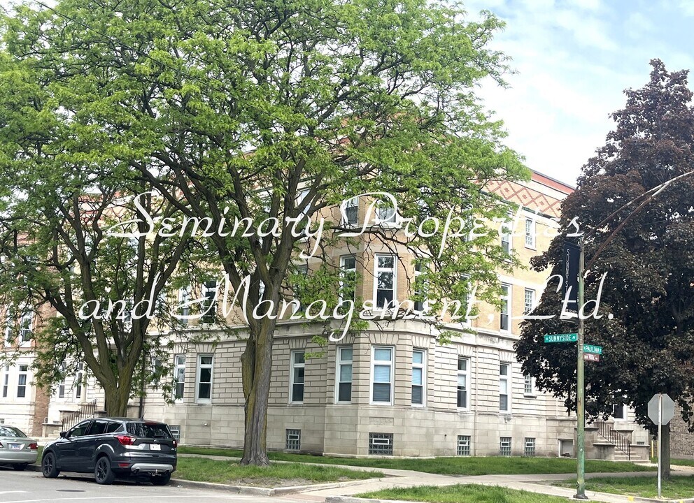 4502-04 N Paulina in Chicago, IL - Building Photo