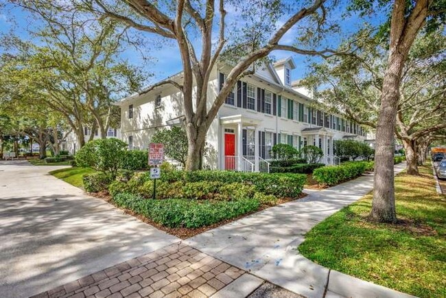 225 Murray Ct in Jupiter, FL - Building Photo - Building Photo