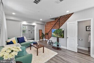 1449 S 32nd St in Philadelphia, PA - Building Photo - Building Photo