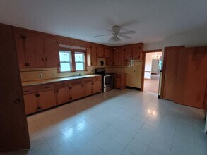 77 Forest St in Medford, MA - Building Photo - Building Photo