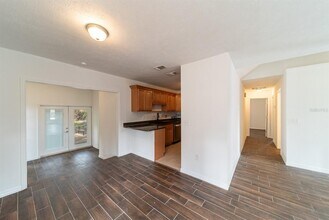 6345 Hatcher Rd in Lakeland, FL - Building Photo - Building Photo