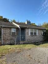 3122 Creekwood Dr in Nashville, TN - Building Photo