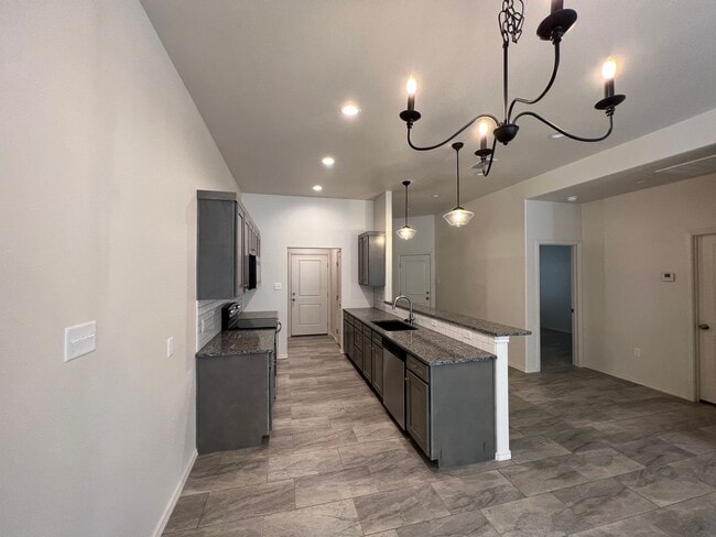 1124 N 7th St in Wolfforth, TX - Building Photo - Building Photo