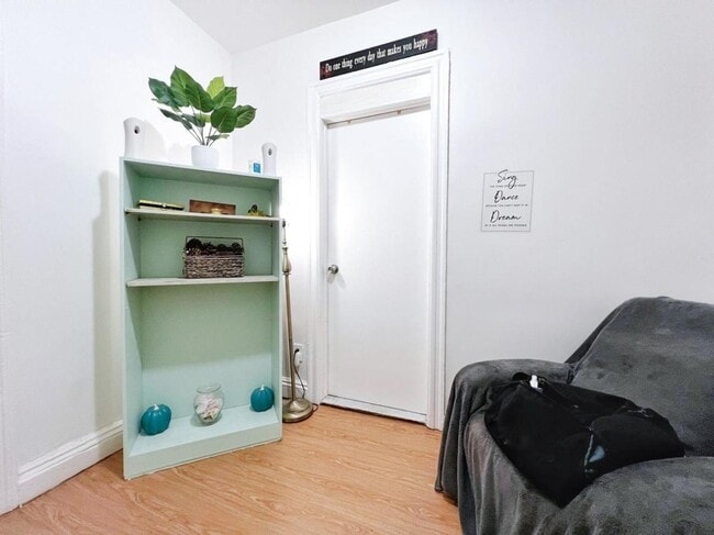 298 Princeton Ave in Jersey City, NJ - Building Photo - Building Photo