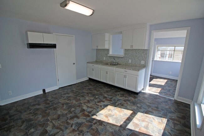 78 Notre Dame Ave in Dayton, OH - Building Photo - Building Photo