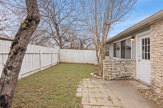 property at 2600 S Bagdad Rd