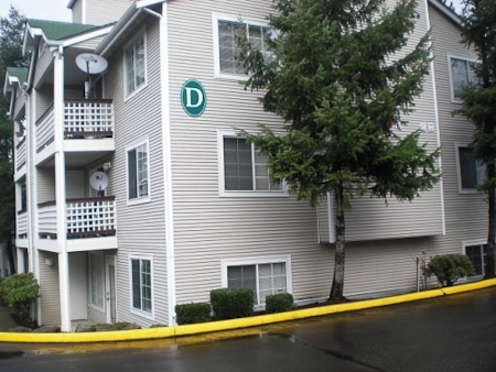 Foster Commons in Tukwila, WA - Foto de edificio - Building Photo