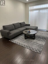 7325 Markham Rd in Markham, ON - Building Photo - Building Photo