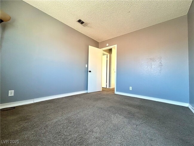 property at 425 Pemberry Cir