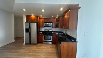 65 E India Row, Unit 37ABC in Boston, MA - Building Photo - Building Photo