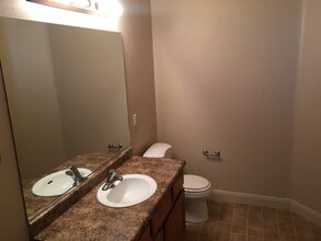 700 N Main St in Washington, UT - Building Photo - Building Photo