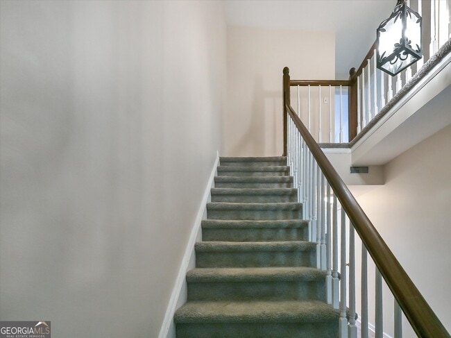 6520 Roswell Rd in Sandy Springs, GA - Building Photo - Building Photo