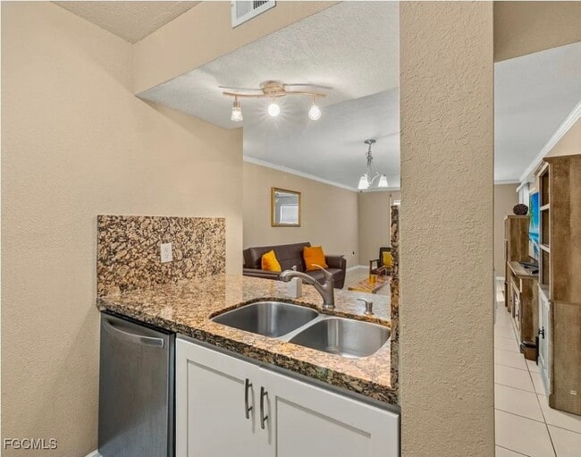 property at 3419 Winkler Ave