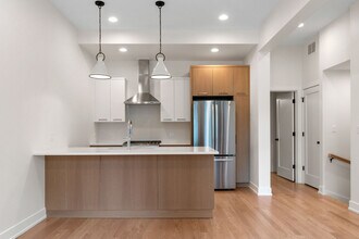 1954 N Sheffield Ave in Chicago, IL - Building Photo - Building Photo