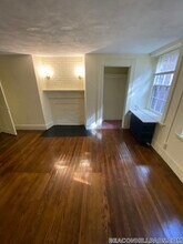 90 Myrtle St in Boston, MA - Building Photo - Building Photo