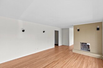 2501 Fairfax Ave in Bessemer, AL - Foto de edificio - Building Photo