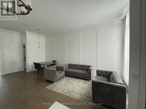 89 Cadorna Ave in Toronto, ON - Building Photo - Building Photo