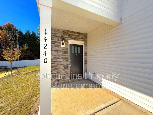 14240 Wilson Mac Ln in Charlotte, NC - Building Photo - Building Photo