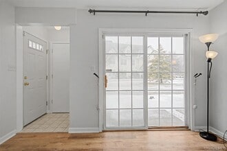 261 Ruth Ct in Middletown, NY - Building Photo - Building Photo