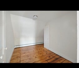 11 Evelyn St in Lynn, MA - Building Photo - Building Photo