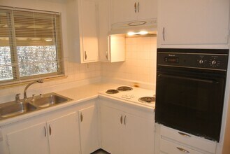 5561 Niagara St in Commerce City, CO - Building Photo - Building Photo