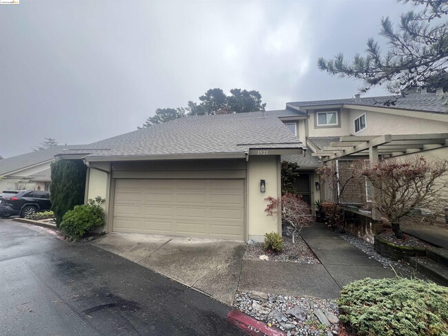 1521 Buckeye Ct in Pinole, CA - Building Photo - Building Photo