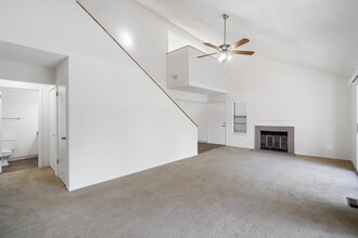 Meadows II Apartment Homes in Reno, NV - Foto de edificio - Interior Photo