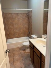 5541 Medford Ct in Odessa, TX - Foto de edificio - Building Photo