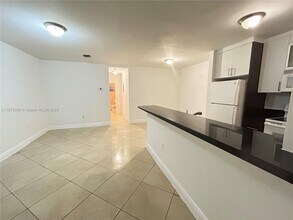 1034 Lenox Ave. in Miami Beach, FL - Building Photo - Building Photo