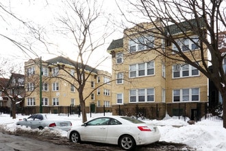 4720 N Spaulding Ave in Chicago, IL - Foto de edificio - Building Photo