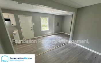 4995 Stacey Rd in Memphis, TN - Building Photo - Building Photo