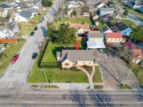 5012 Irvington Blvd in Houston, TX - Building Photo - Building Photo