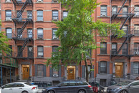 212 E 88th St in New York, NY - Foto de edificio - Building Photo