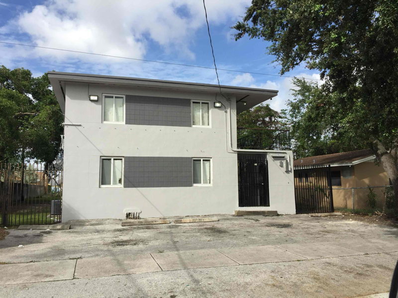 1637 NW 59th St in Miami, FL - Building Photo