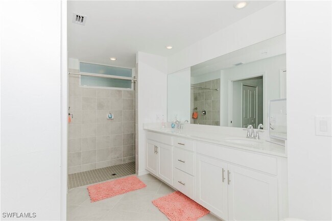 property at 5467 Double Eagle Cir