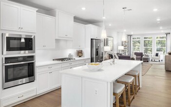 209 Red Cedar Dr in Lewes, DE - Foto de edificio - Building Photo
