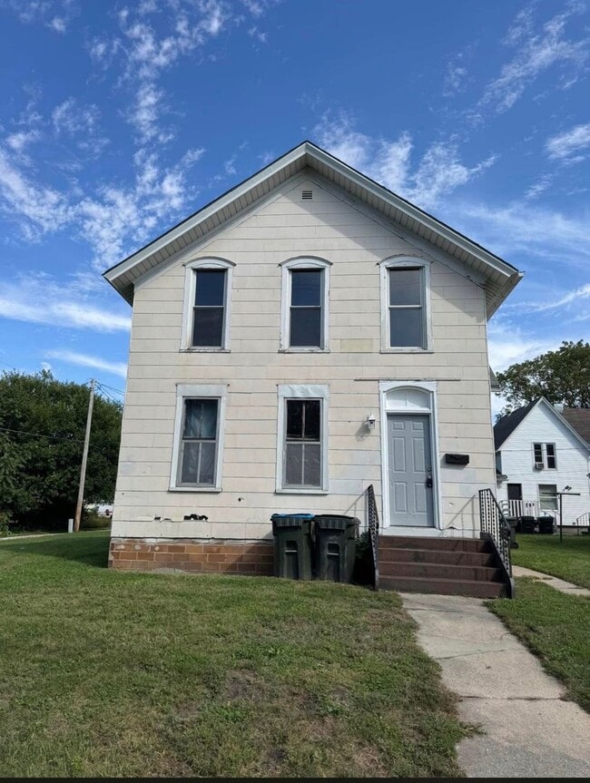 property at 319.5 S 20th St