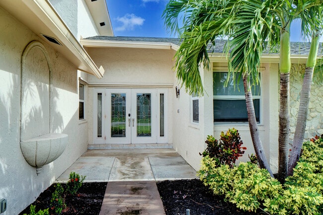 4545 Brandywine Dr in Boca Raton, FL - Building Photo - Building Photo