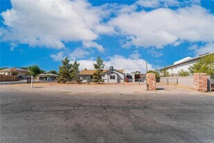 1637 Sunset Dr in Las Vegas, NV - Building Photo